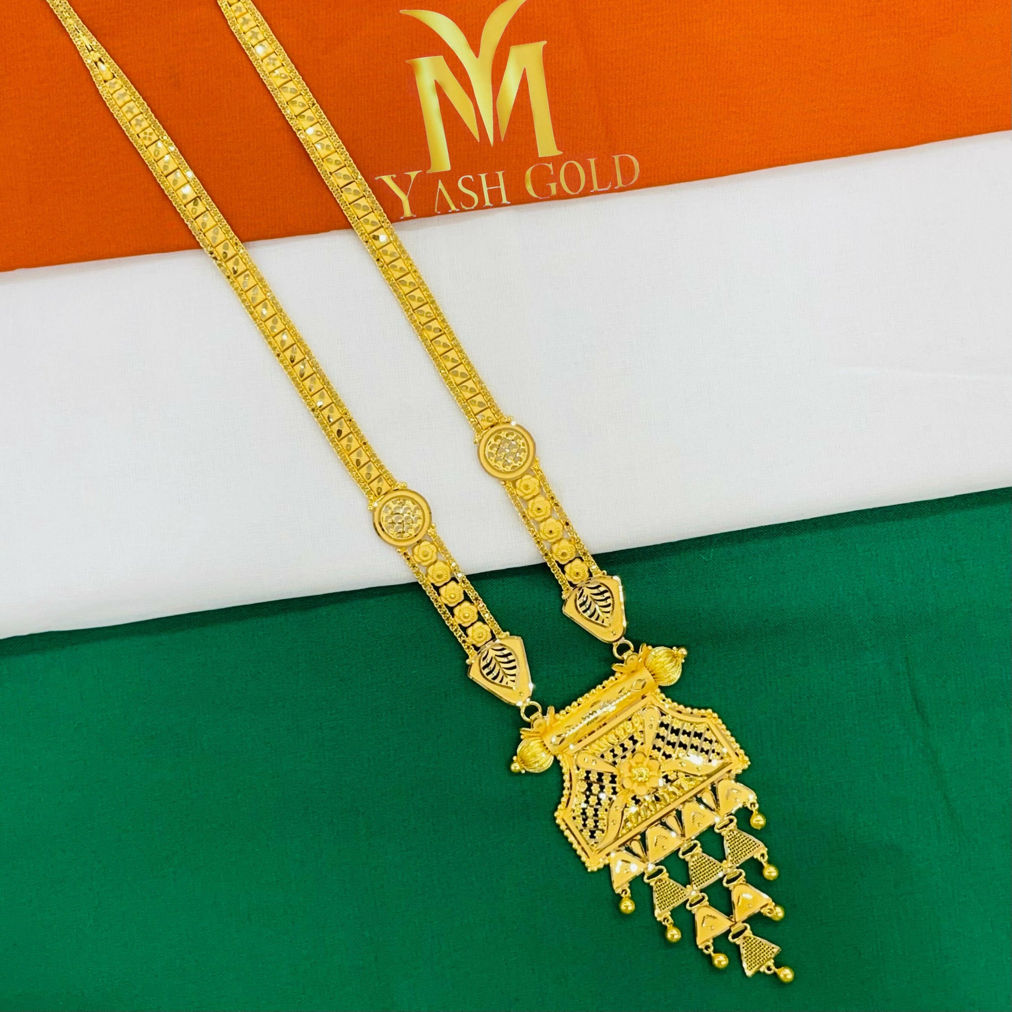 Gold longhar Sarafa Bazar India