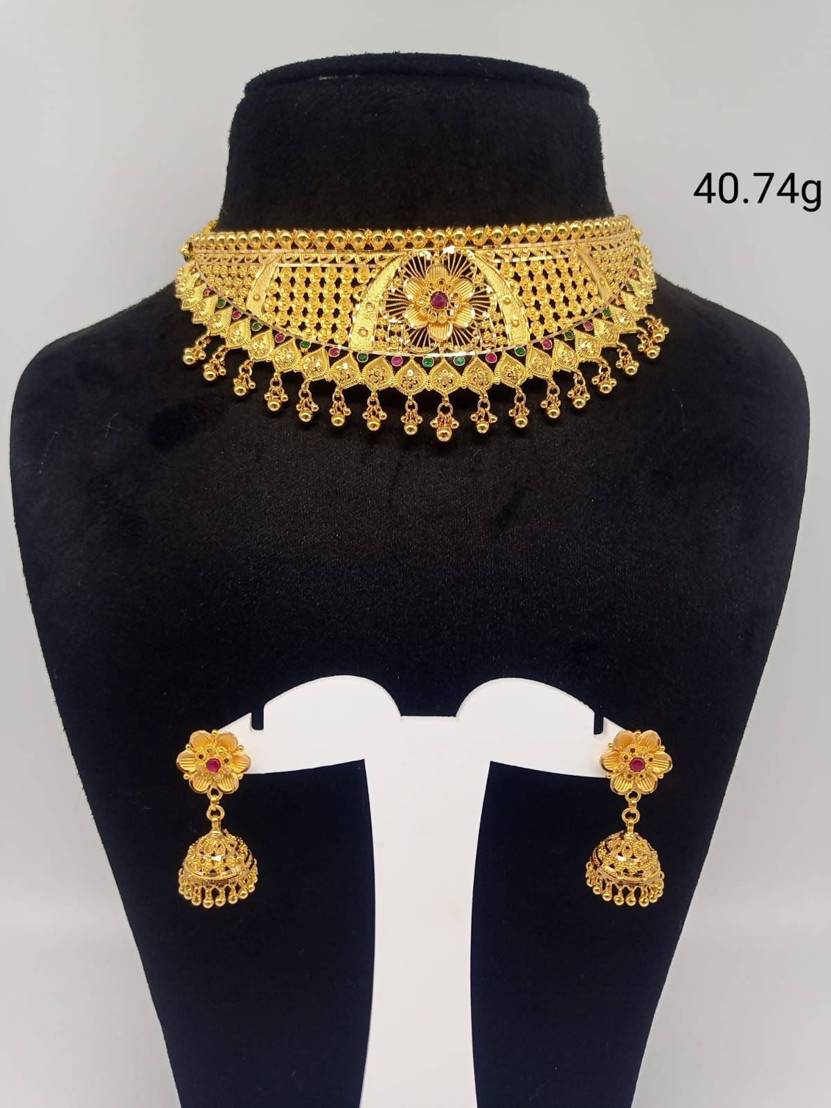 Gold Choker Sarafa Bazar India