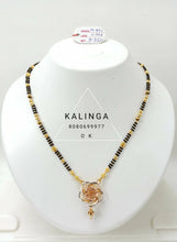 Gold Mangalsutra Sarafa Bazar India