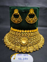 Chocker sets Sarafa Bazar India