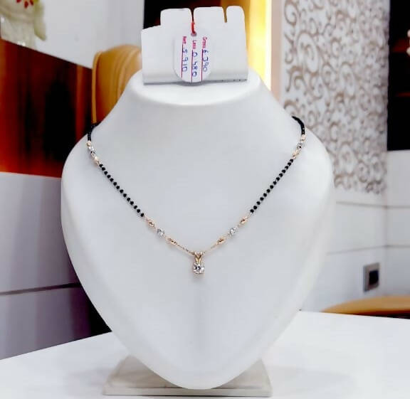 18kt Italian Mangalsutra Sarafa Bazar India