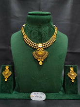 Light weight antique necklace set Sarafa Bazar India