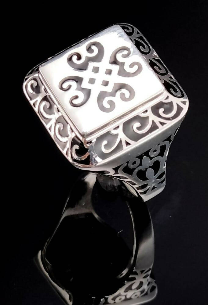 925 Silver Bahubali Ring Sarafa Bazar India