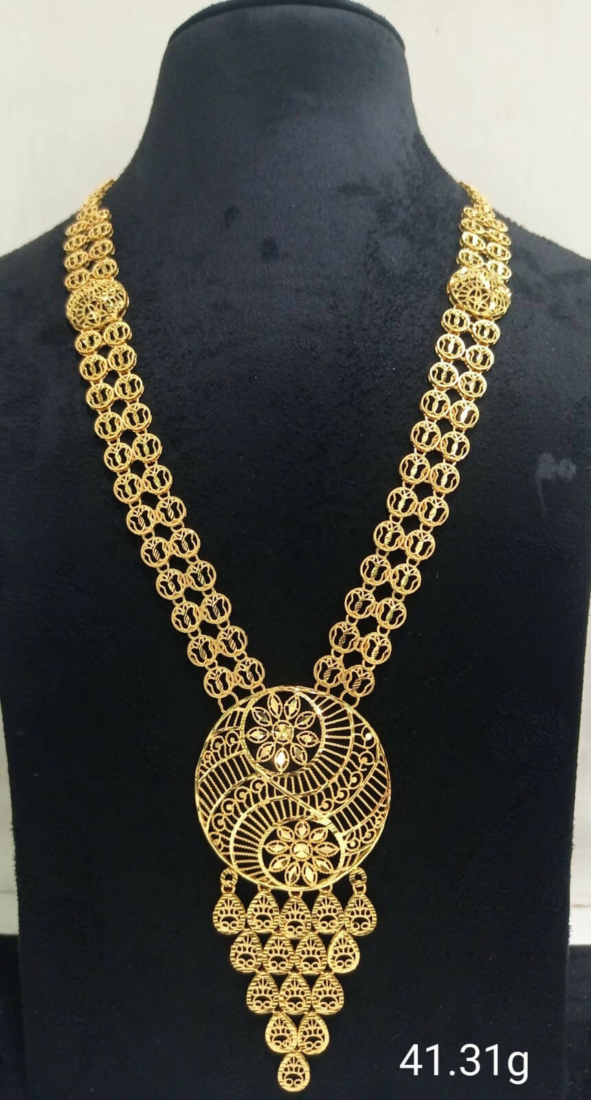 3 pavan deals gold long necklace