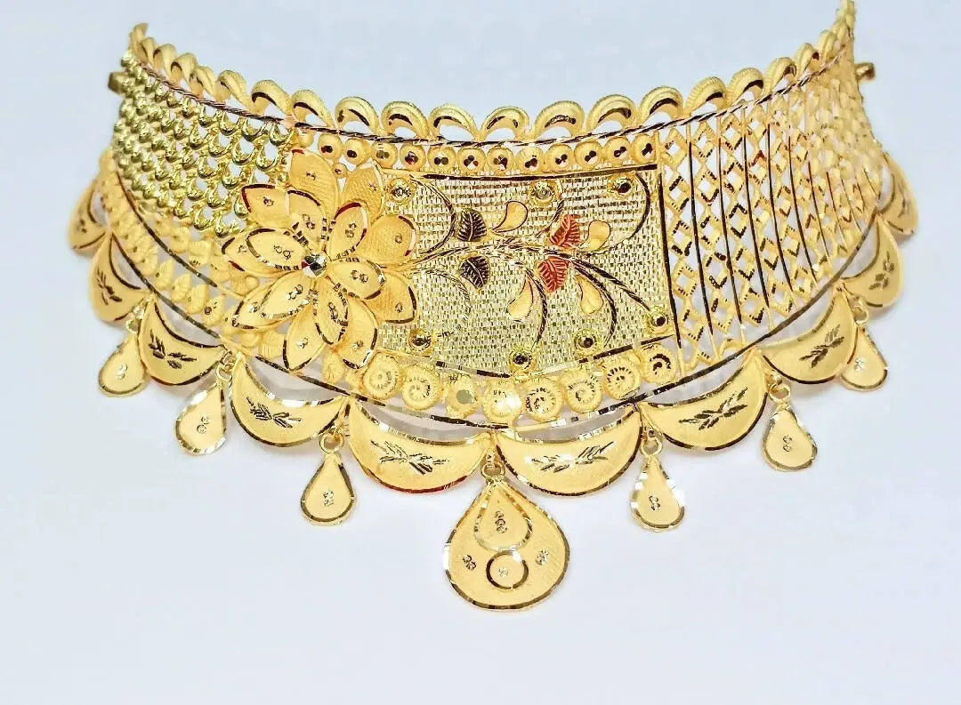 Gold Choker Sarafa Bazar India