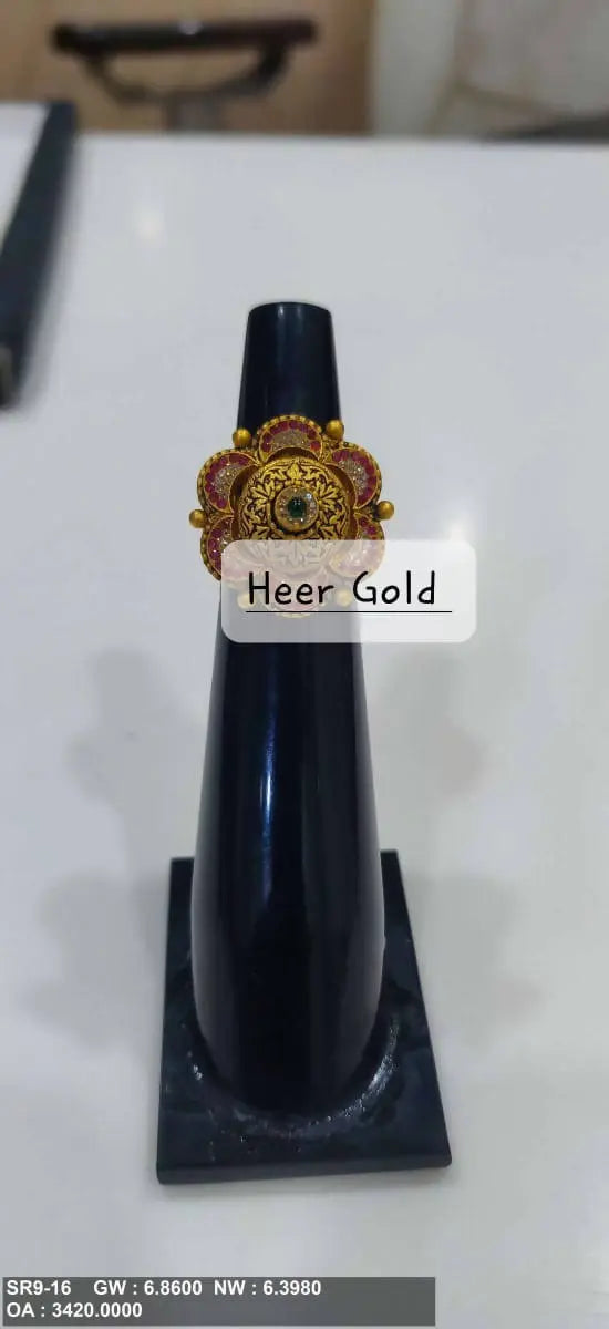 Antique Ladies Ring Sarafa Bazar India