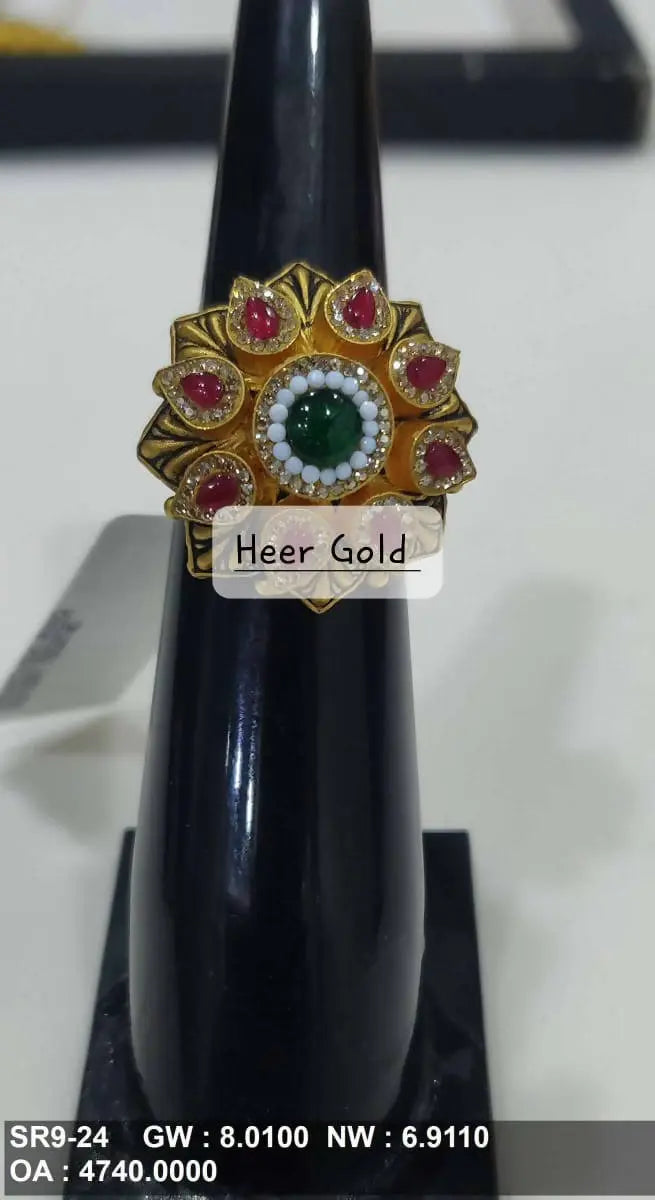 Antique Ladies Ring Sarafa Bazar India