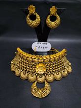 Light weight chocker sets Sarafa Bazar India