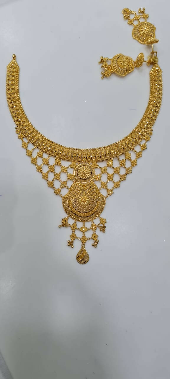 Gold Necklace Sarafa Bazar India