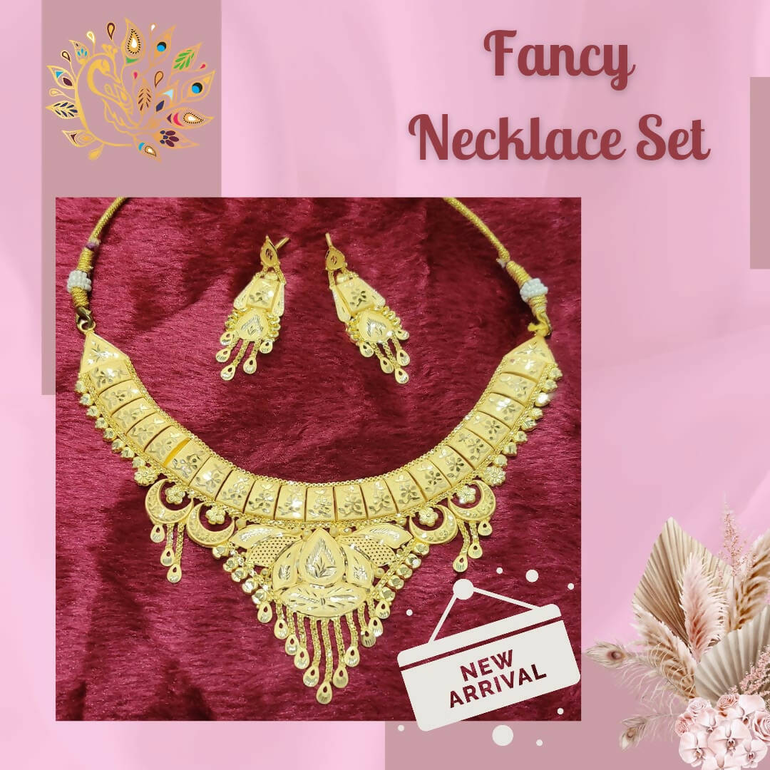 Fancy Necklace Set Sarafa Bazar India