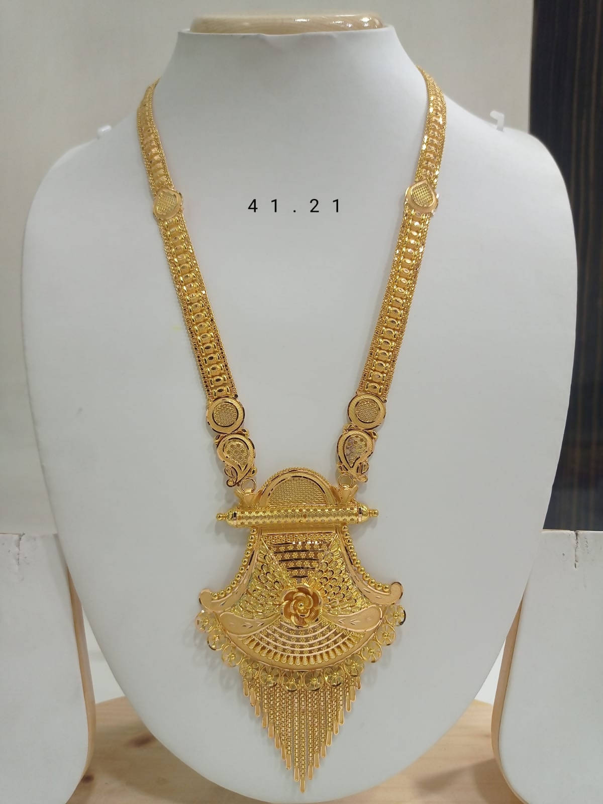 Gold Long Set Sarafa Bazar India