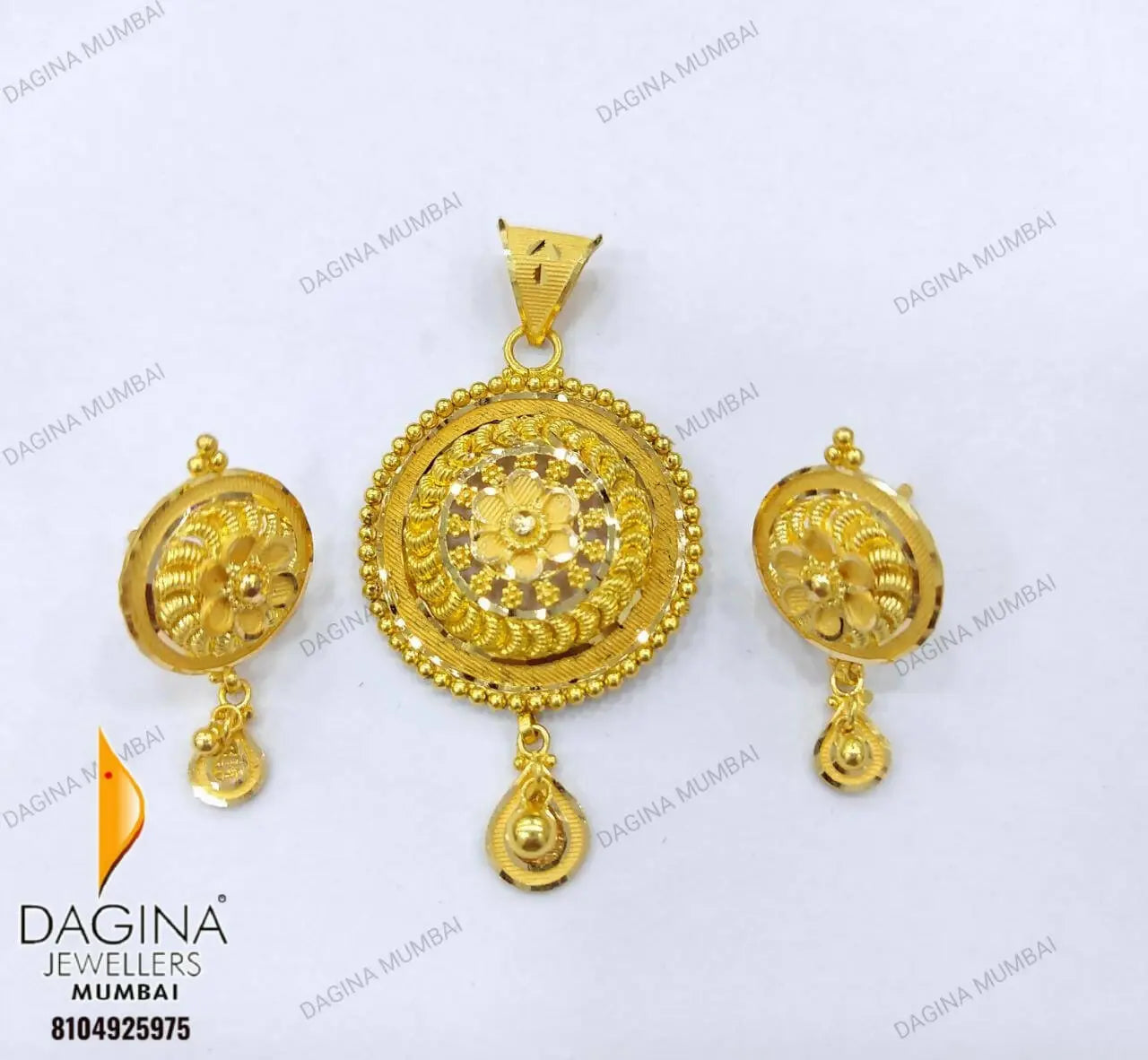 Gold Pendant Set Sarafa Bazar India