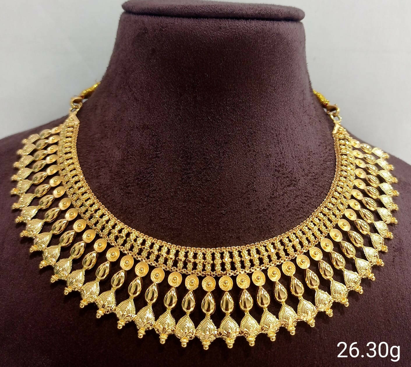 Gold Choker Sarafa Bazar India