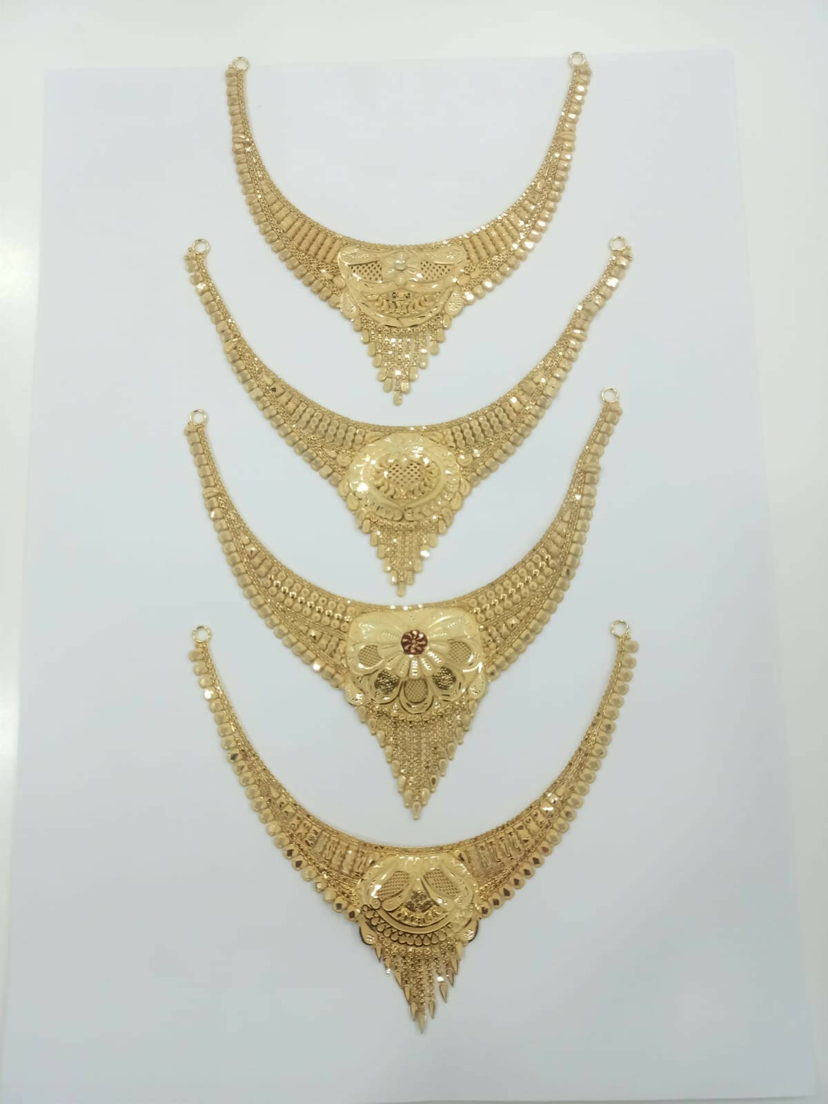 Gold Necklace Sarafa Bazar India