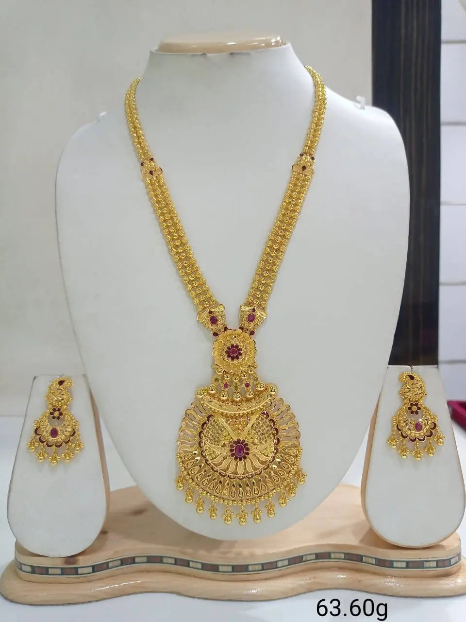 Gold Long Set Sarafa Bazar India