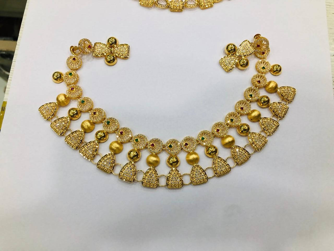 Turkish Kuwaiti Plain Gold Necklace