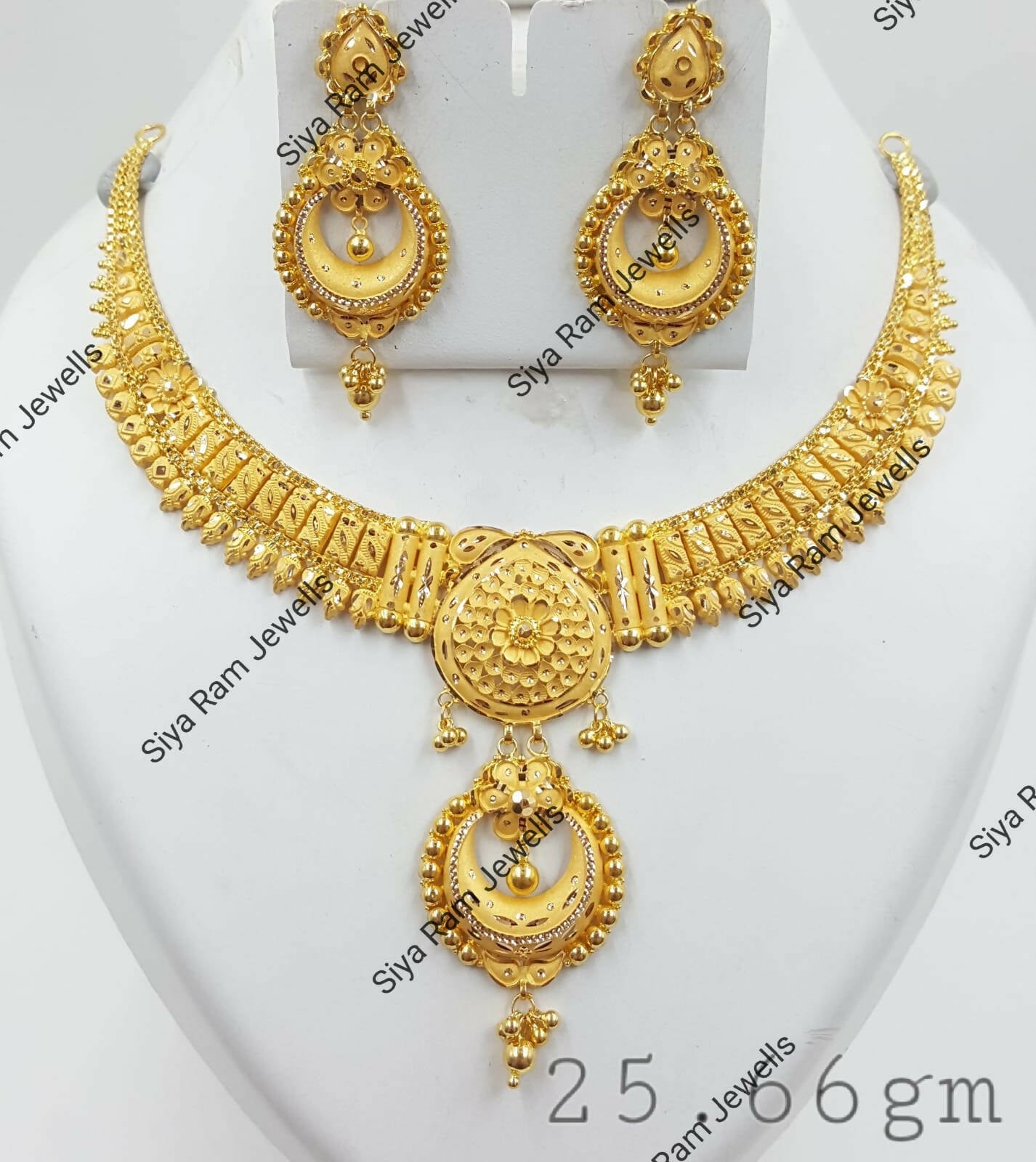 Gold Necklace Sarafa Bazar India