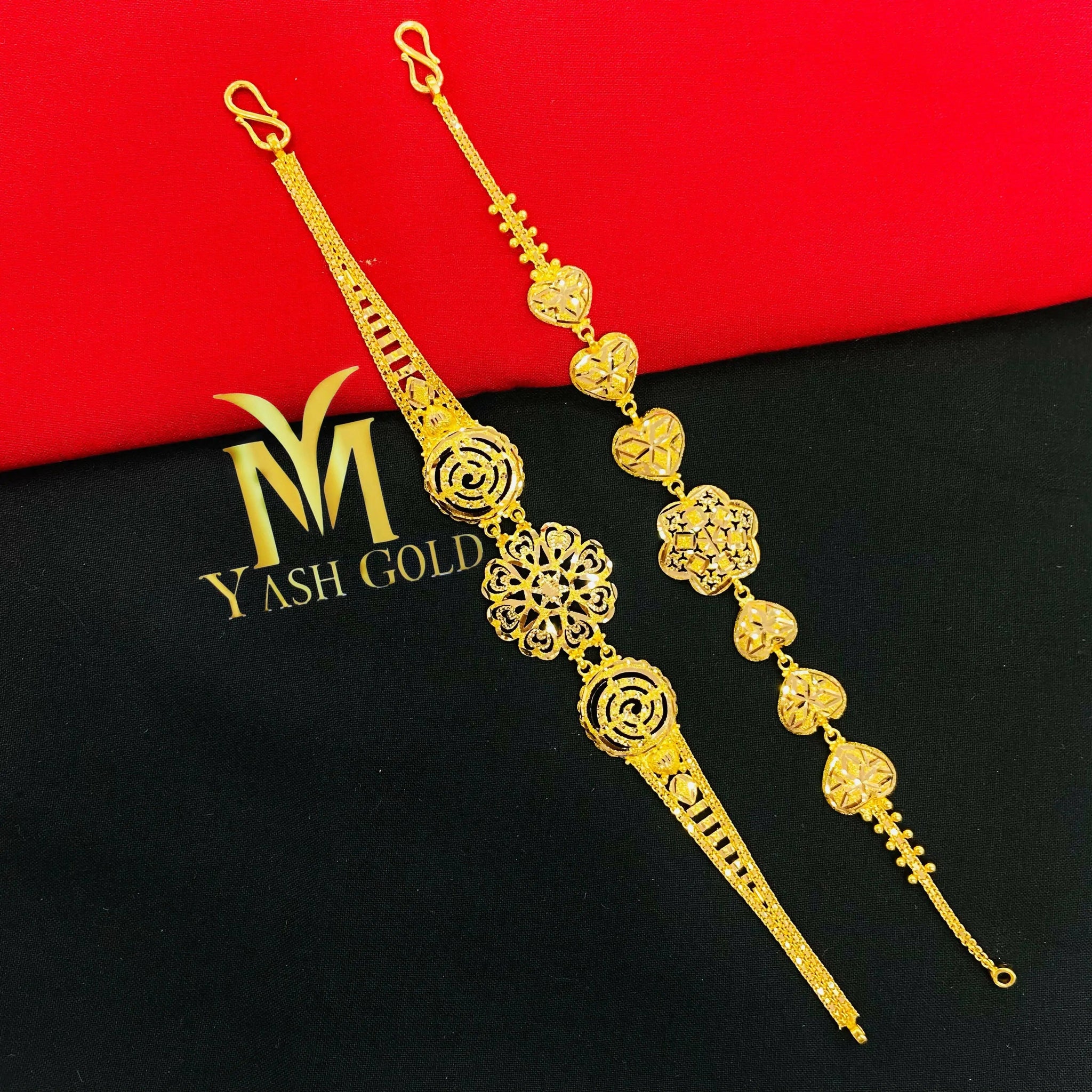 Gold bracelet Sarafa Bazar India