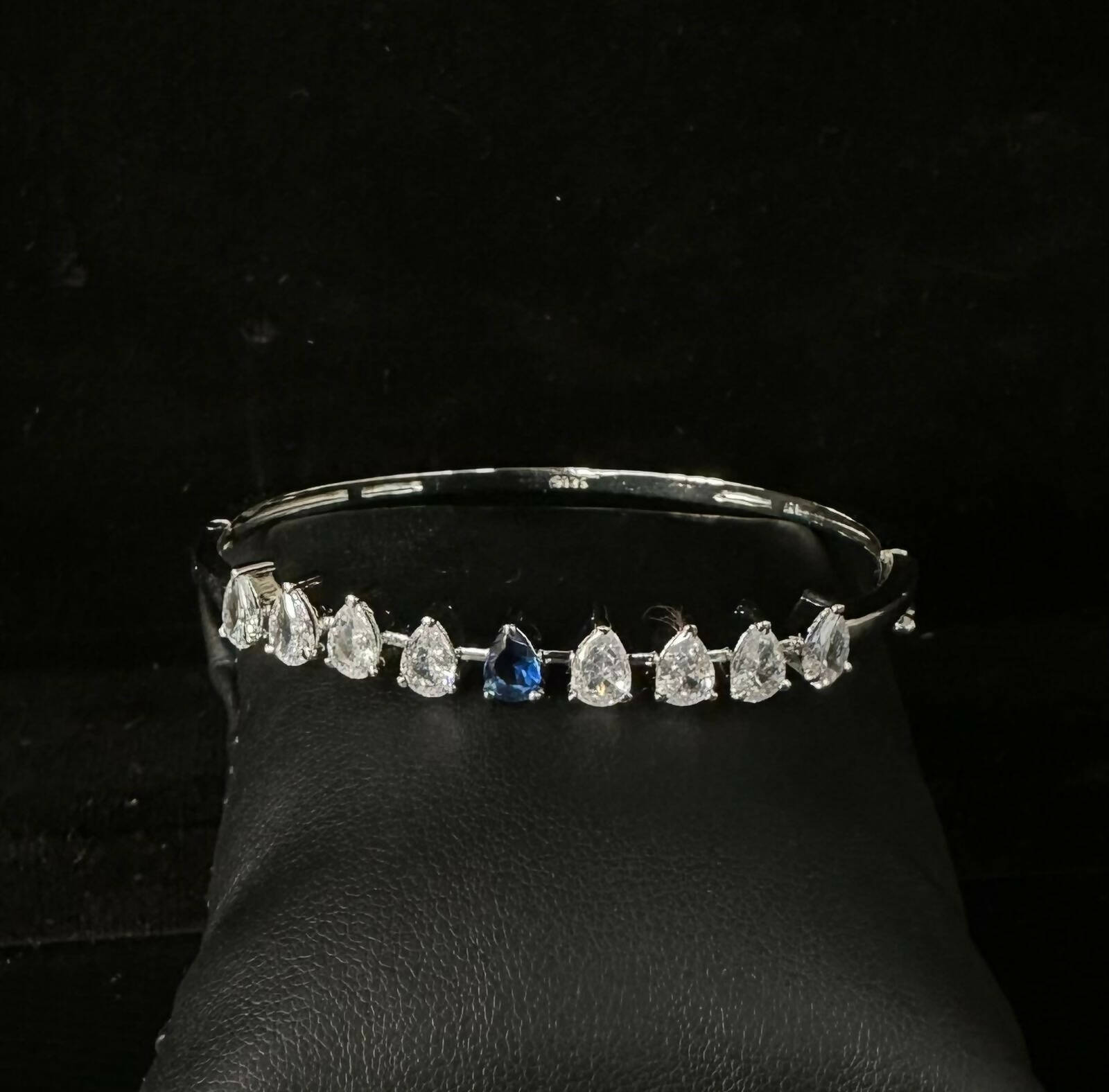 925 Silver Solitaire Bracelet Sarafa Bazar India