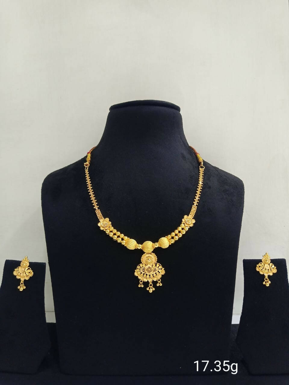 Gold Necklace Sarafa Bazar India