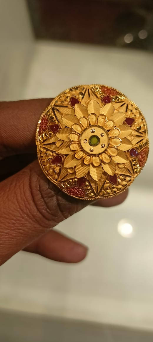Queen Victoria Gold Ring