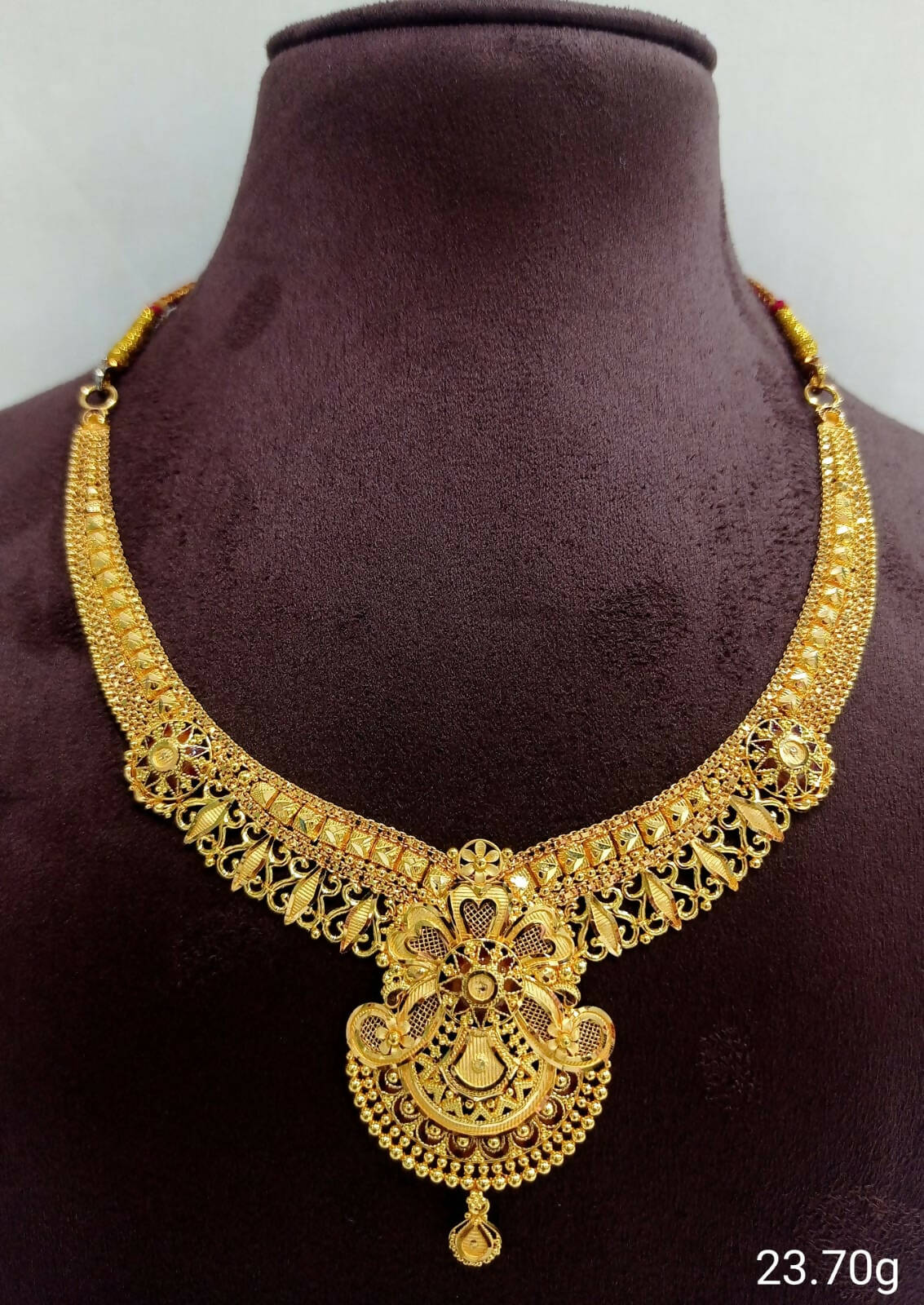 Gold Necklace Sarafa Bazar India