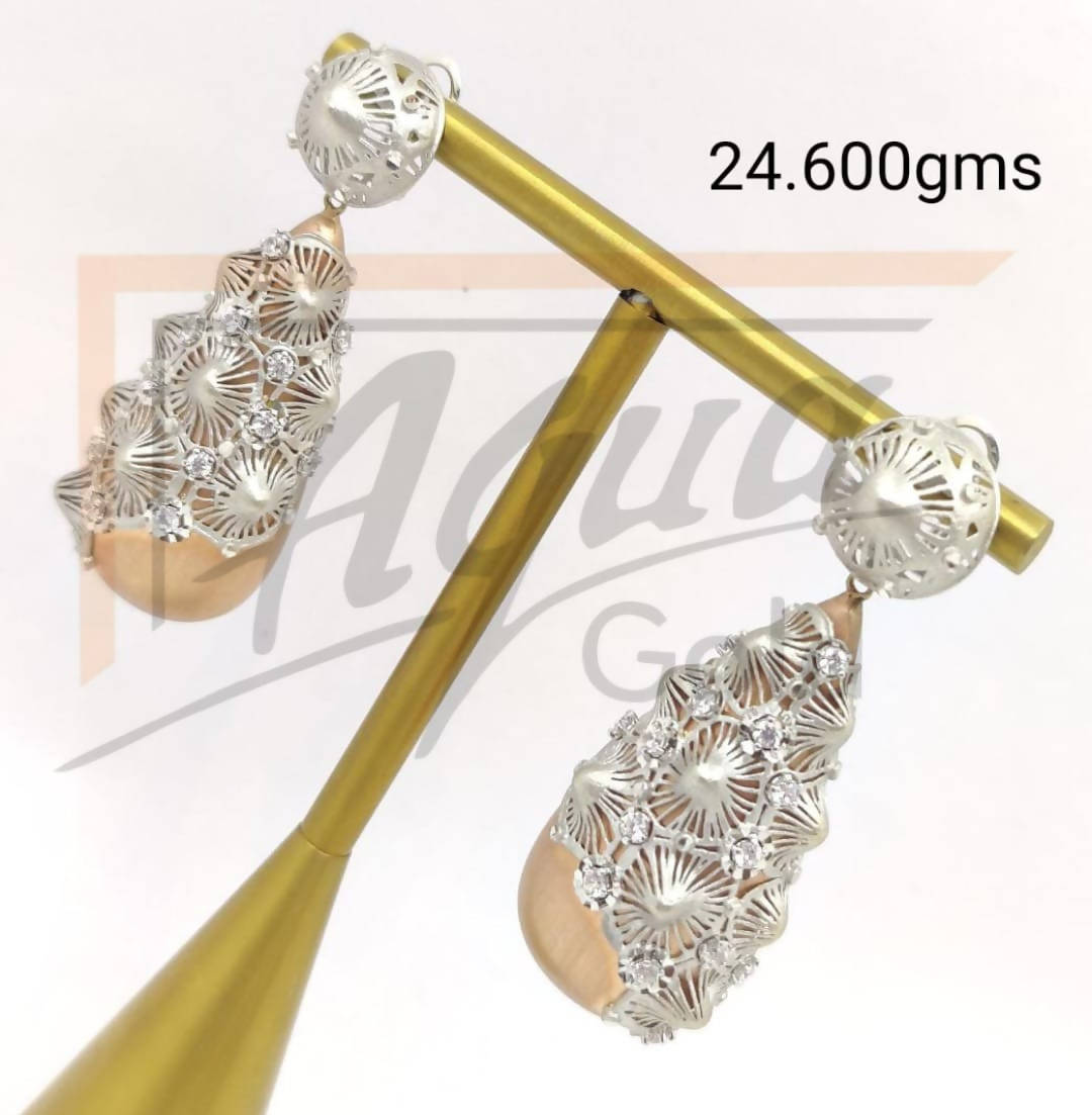 18kt Italian Exclusive Earrings Sarafa Bazar India