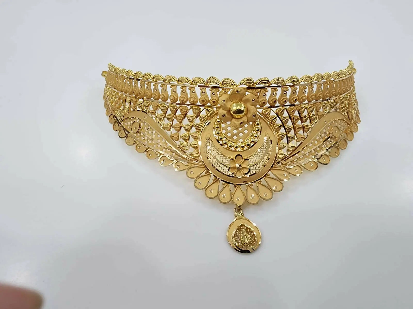 Gold Choker Sarafa Bazar India