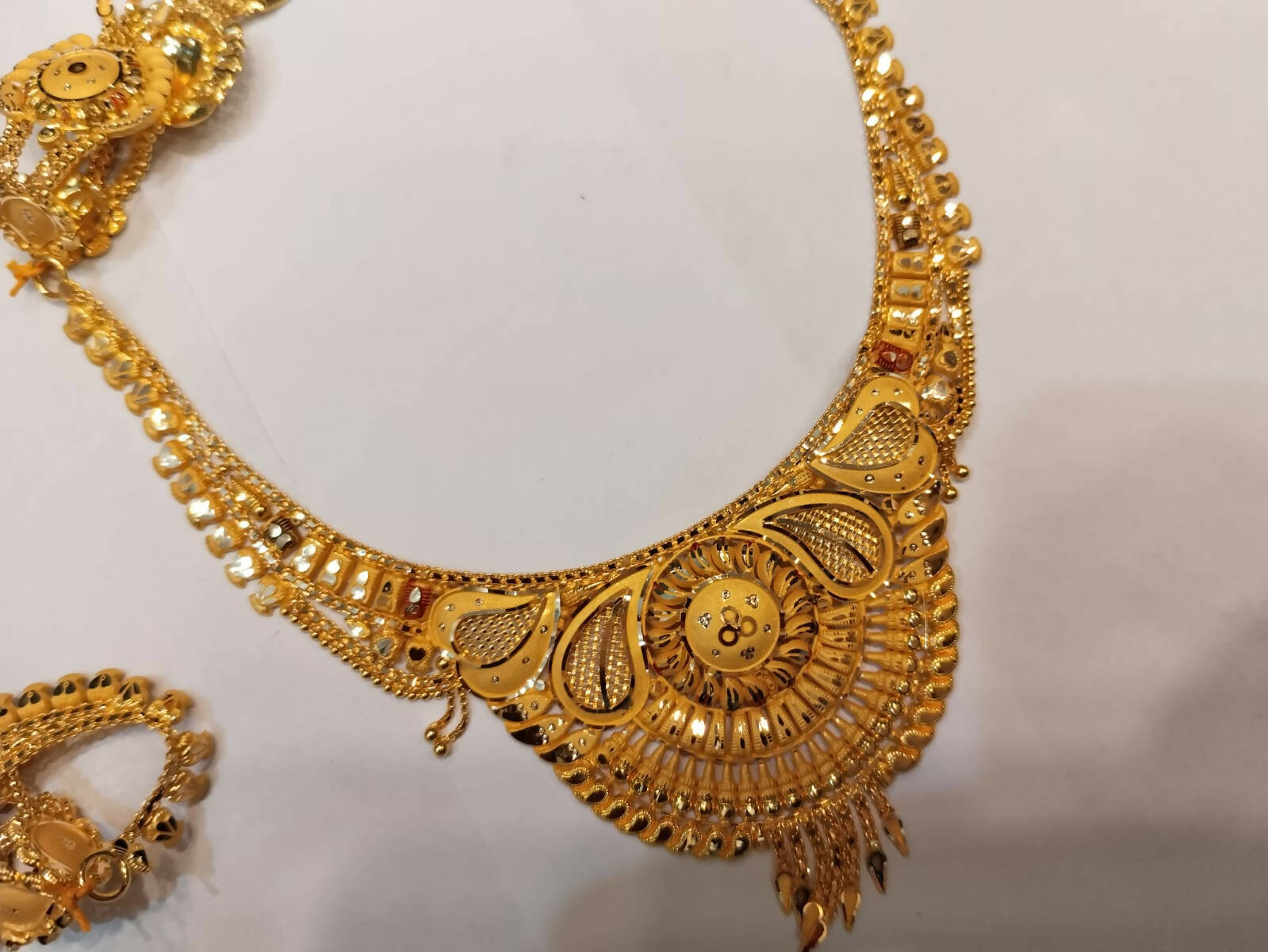 Gold Necklace Sarafa Bazar India