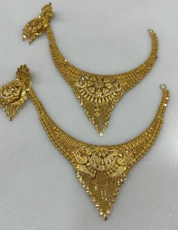 Gold Necklace Sarafa Bazar India