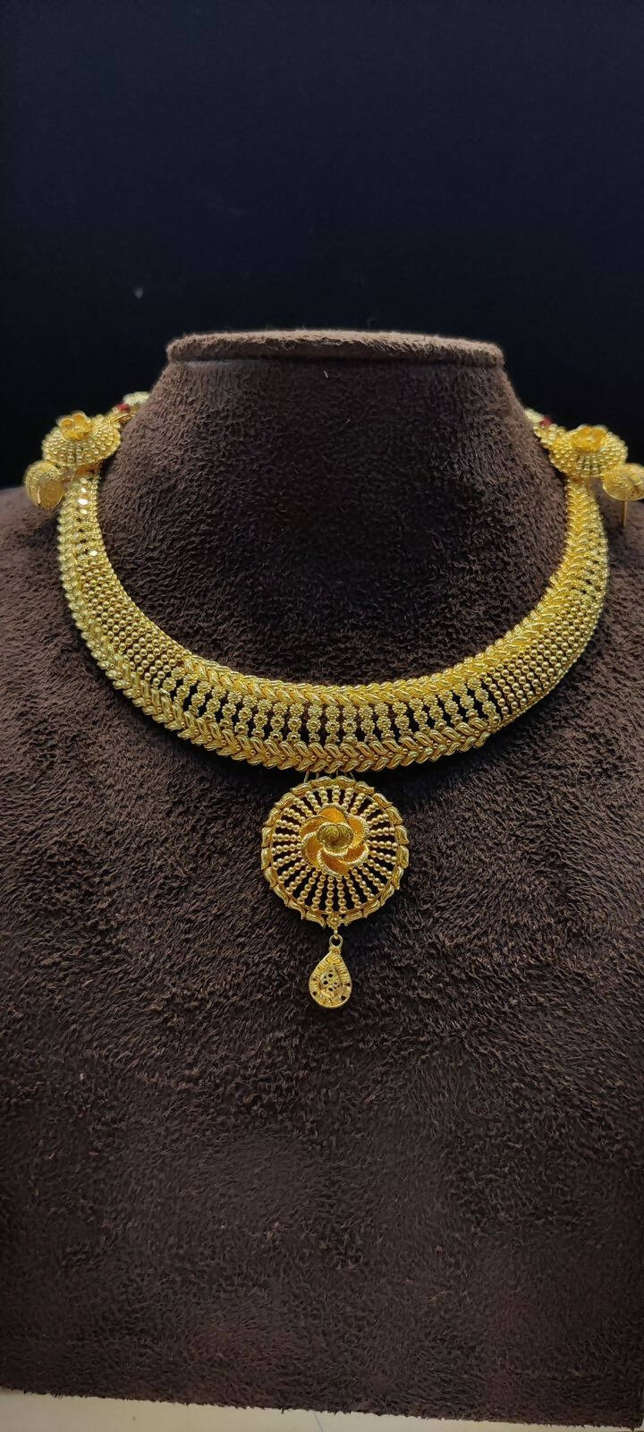 Gold Necklace Sarafa Bazar India