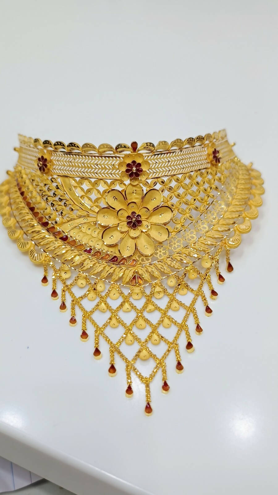 Gold Choker Sarafa Bazar India